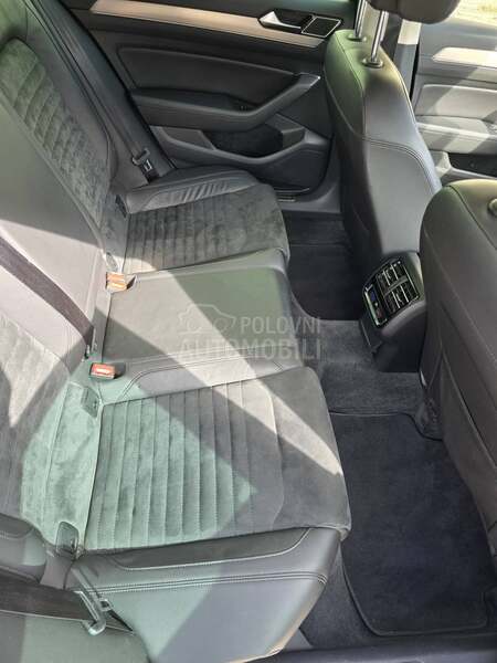 Volkswagen Passat B8 2.0 DSG HIGHLINE