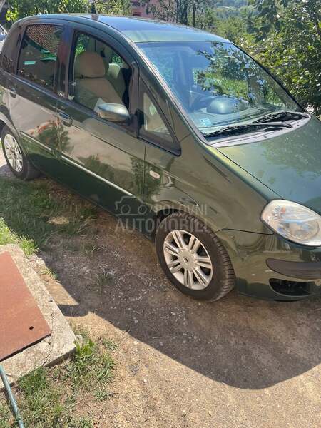 Lancia Musa 