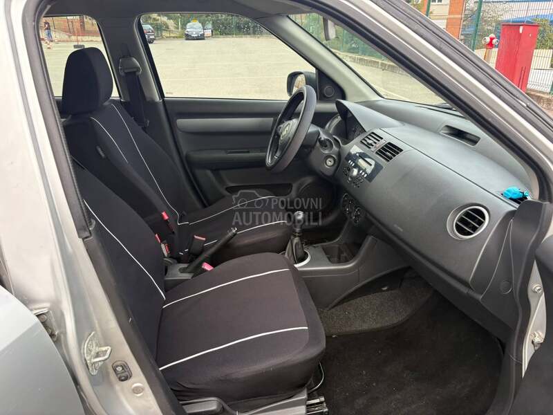 Suzuki Swift 1.3