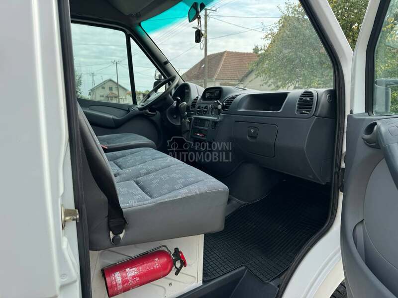 Mercedes Benz Sprinter 