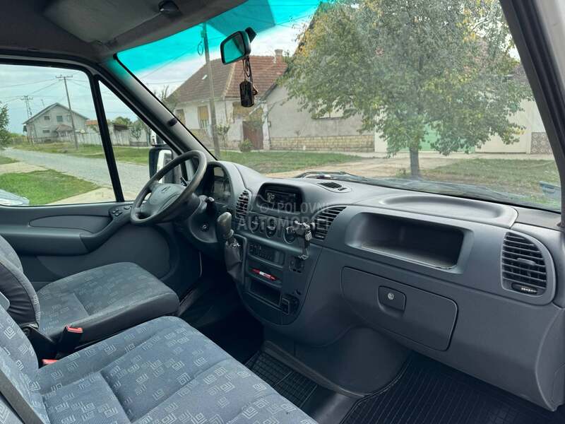 Mercedes Benz Sprinter 