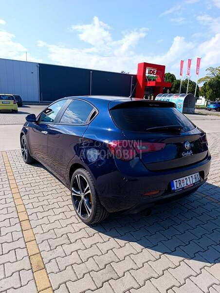 Alfa Romeo Giulietta 
