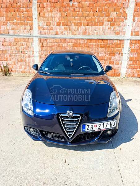 Alfa Romeo Giulietta 