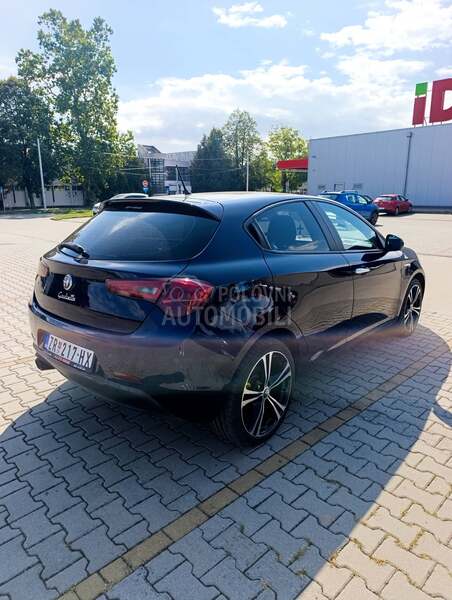 Alfa Romeo Giulietta 