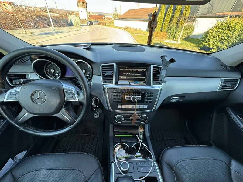 Mercedes Benz ML 350 