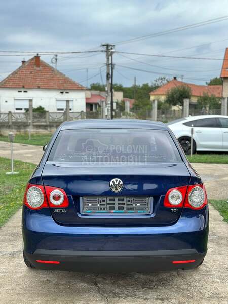 Volkswagen Jetta 1.9 Tdi CH
