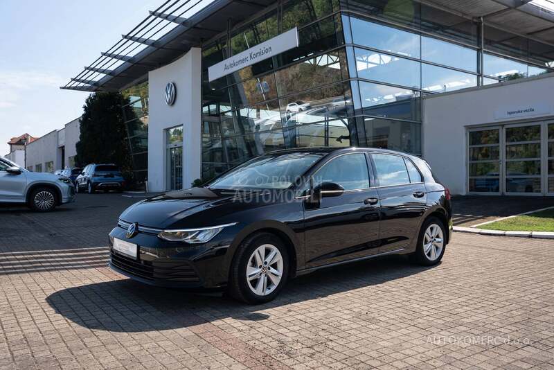 Volkswagen Golf 8 1.0 eTSI DSG