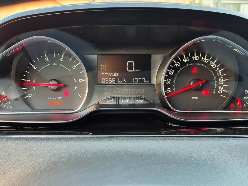 Peugeot 208 1.2/CH/
