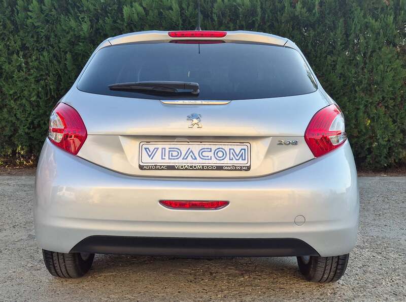 Peugeot 208 1.2/CH/
