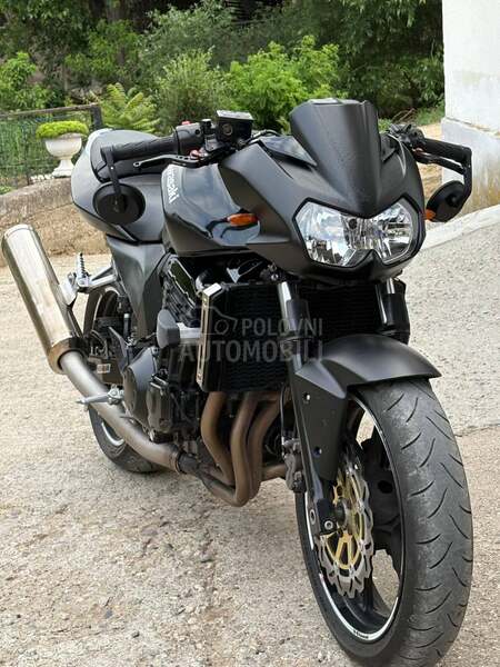 Kawasaki z750 z 750