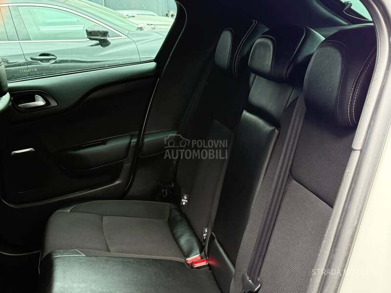 DS 4 1.6 E HDI NAVY