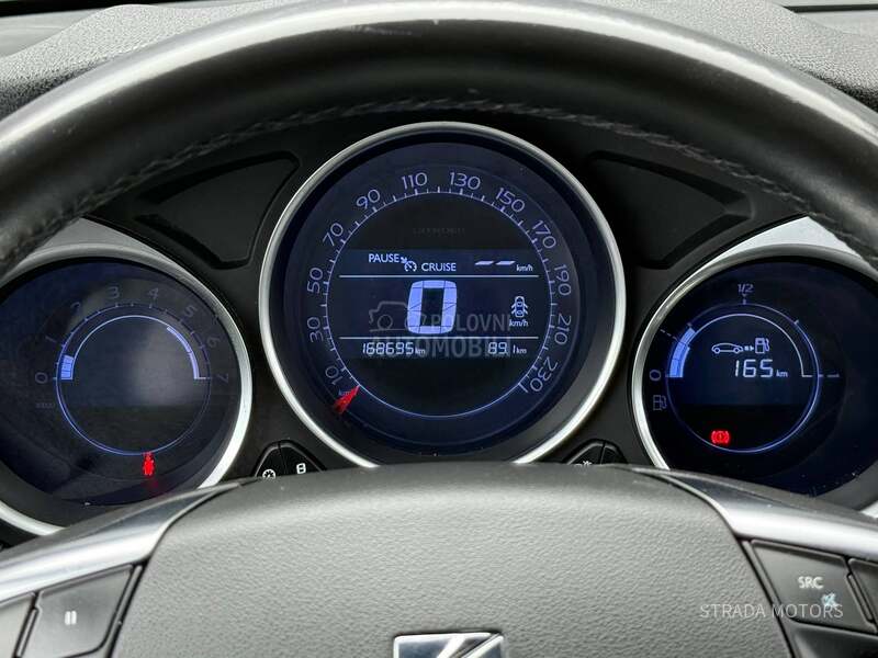 DS 4 1.6 E HDI NAVY