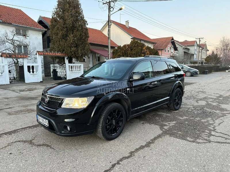 Fiat Freemont ALL BLACK