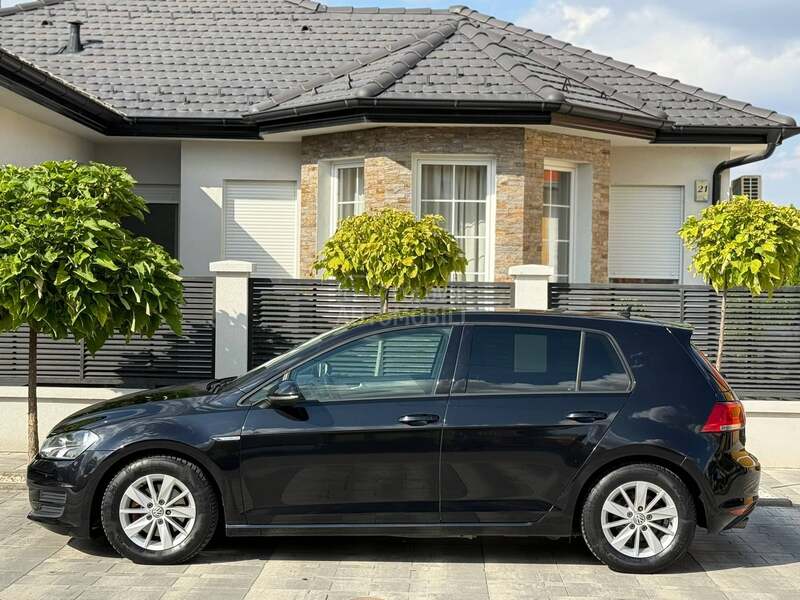 Volkswagen Golf 7 1.6 bluemotion