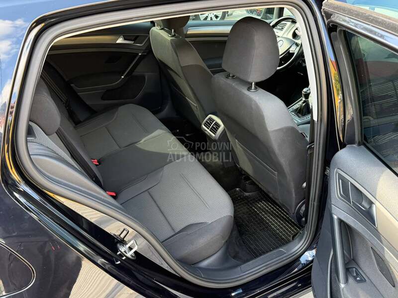 Volkswagen Golf 7 1.6 bluemotion