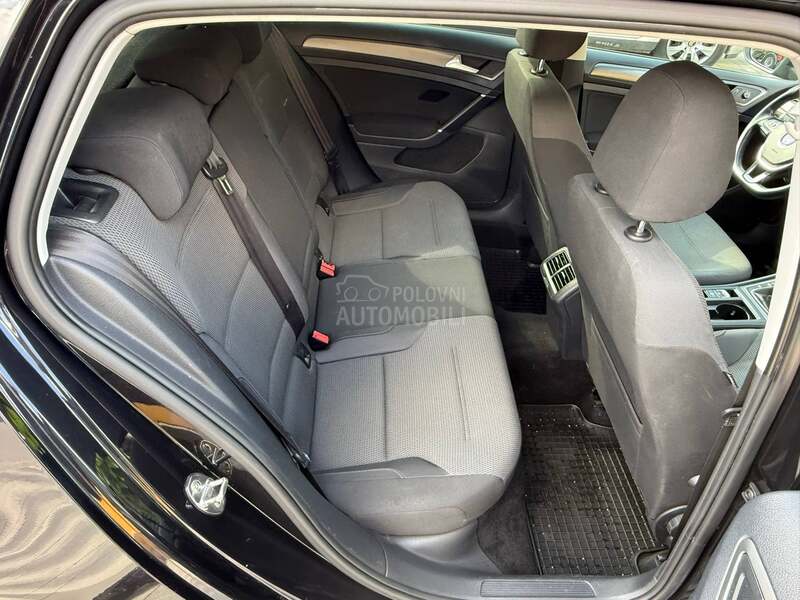 Volkswagen Golf 7 1.6 bluemotion
