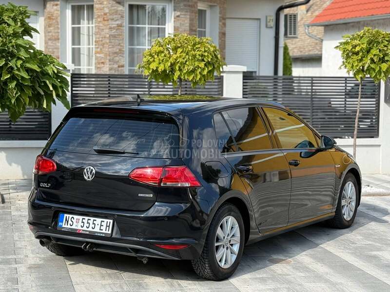 Volkswagen Golf 7 1.6 bluemotion