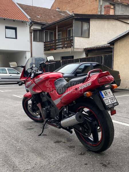 Kawasaki GPZ 500s