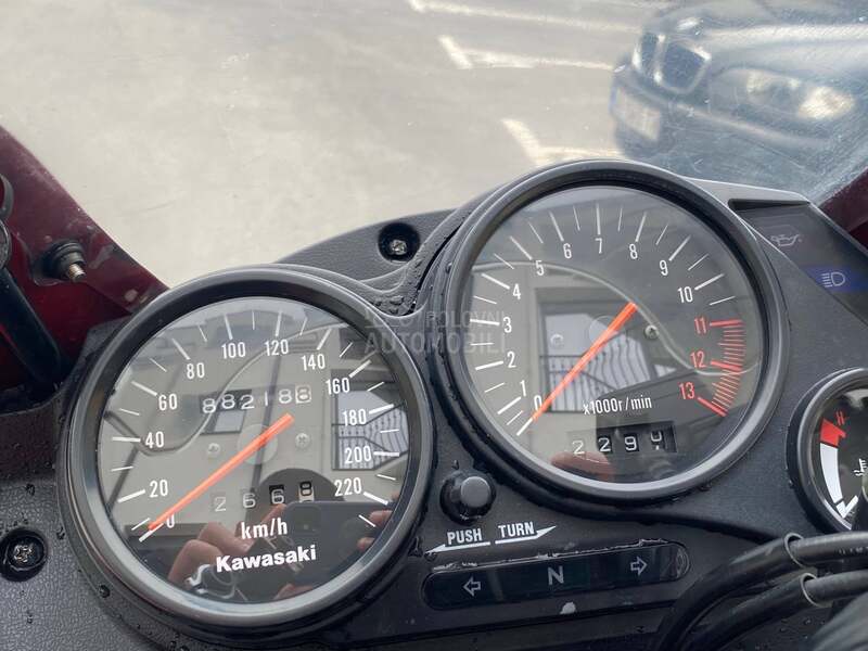 Kawasaki GPZ 500s