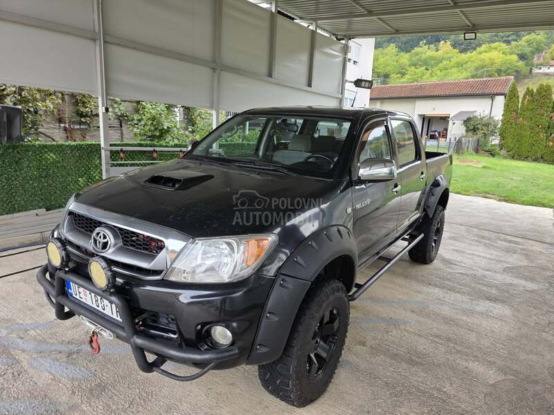 Toyota Hilux 