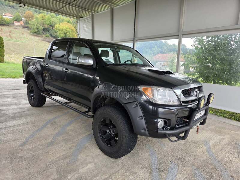 Toyota Hilux 