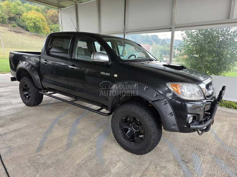 Toyota Hilux 