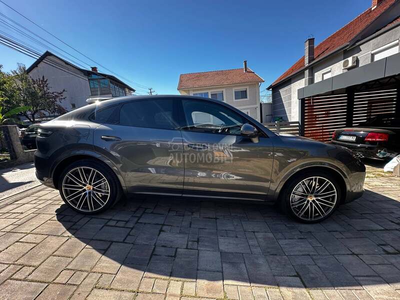 Porsche Cayenne Coupe Turbo