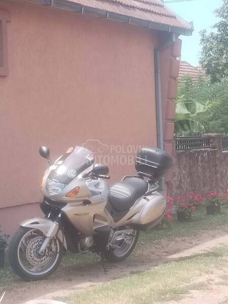 Honda Deauville