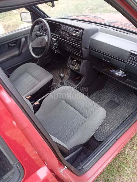 Volkswagen Golf 2 