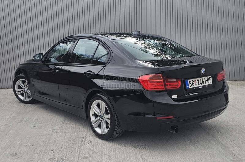 BMW 318 d   S E R V I S N A