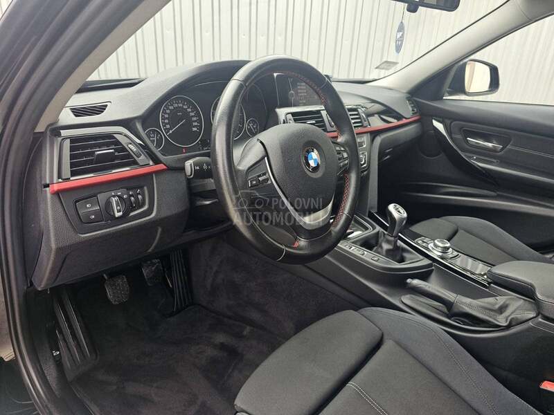BMW 318 d   S E R V I S N A