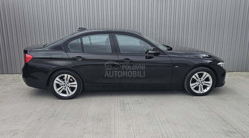 BMW 318 d   S E R V I S N A