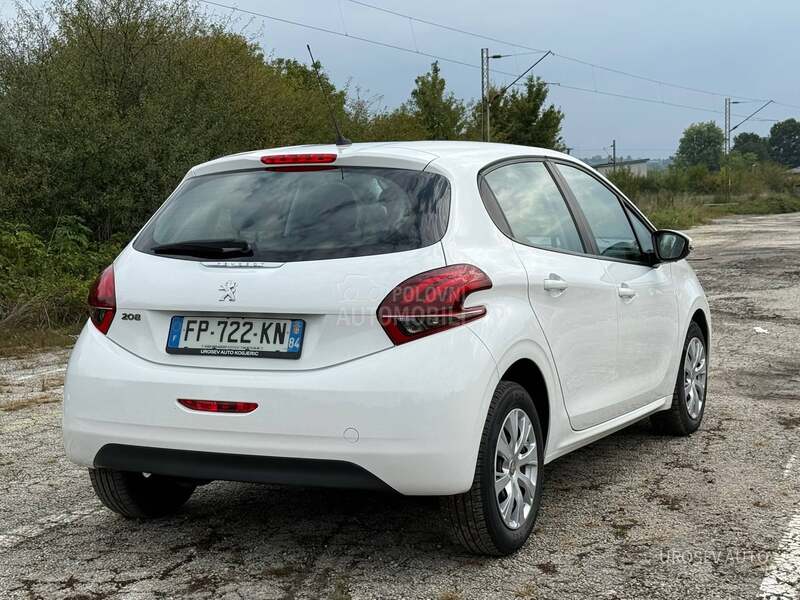 Peugeot 208 1.5 HDi NAV