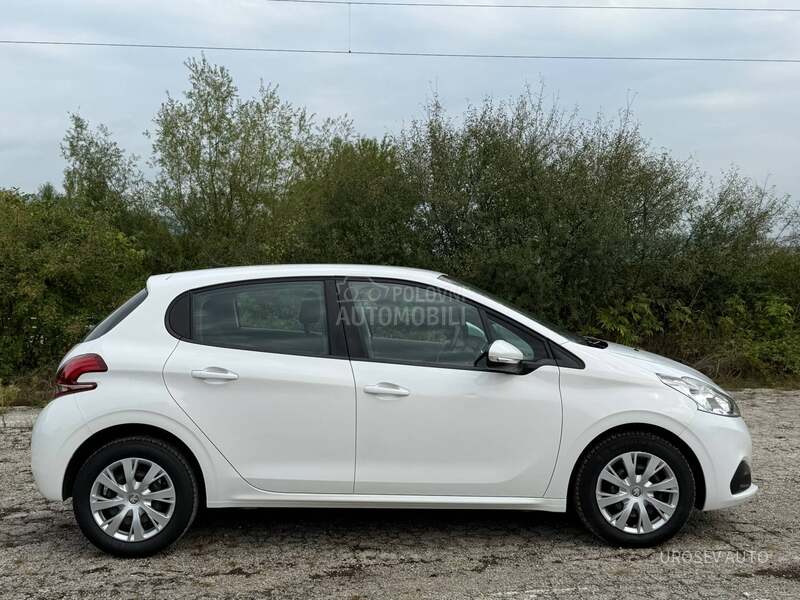 Peugeot 208 1.5 HDi NAV