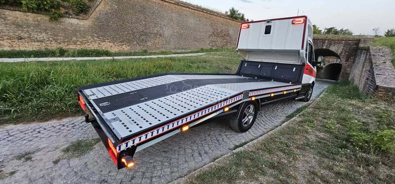 Volkswagen Crafter 2.0TDI N.A.V.O.Z