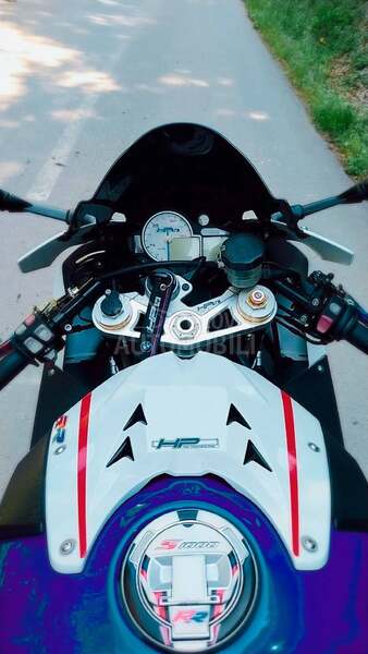 BMW S1000RR