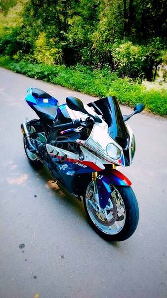 BMW S1000RR