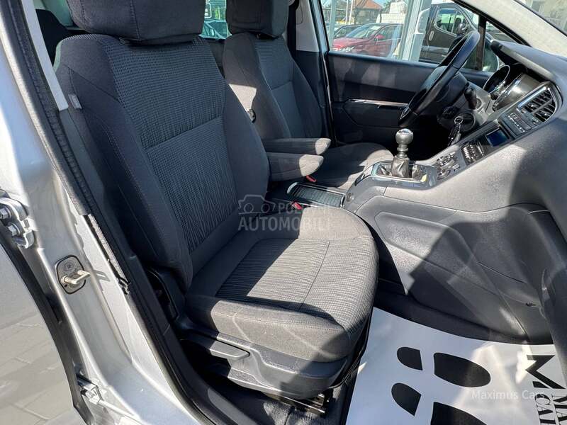 Peugeot 5008 1.6 HDI