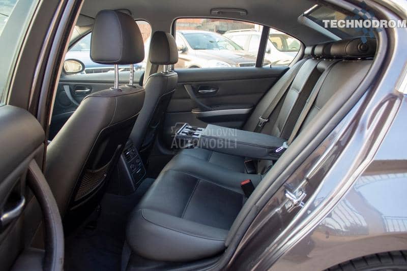 BMW 325 i auto.matik ful 3.0 BMW 325 i auto.matik ful 3.0