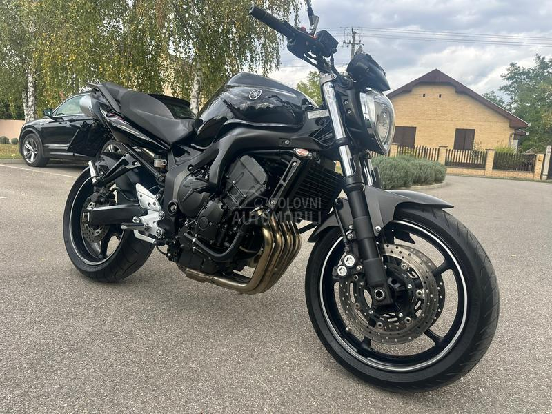 Yamaha FZ 6 Bombona