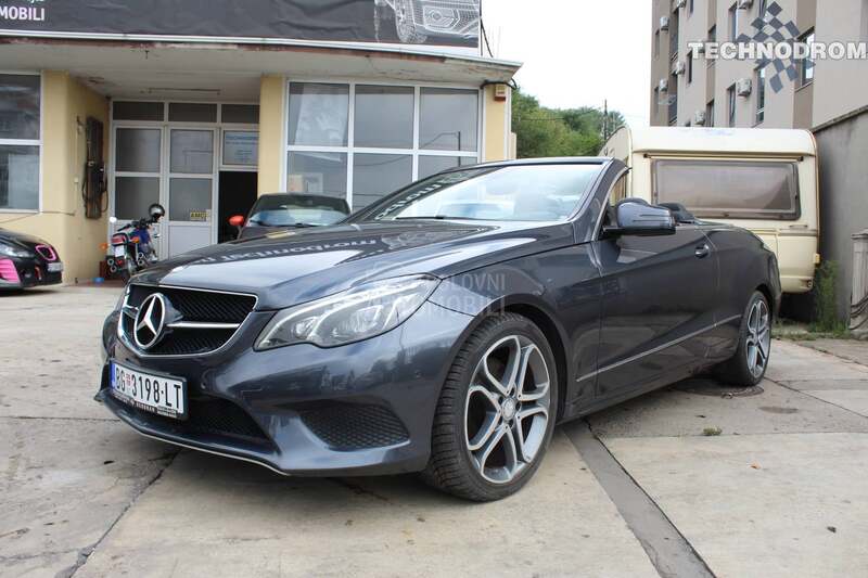 Mercedes Benz E 200 Cabrio