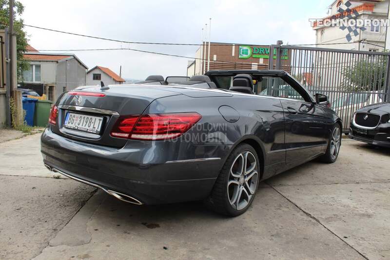Mercedes Benz E 200 Cabrio