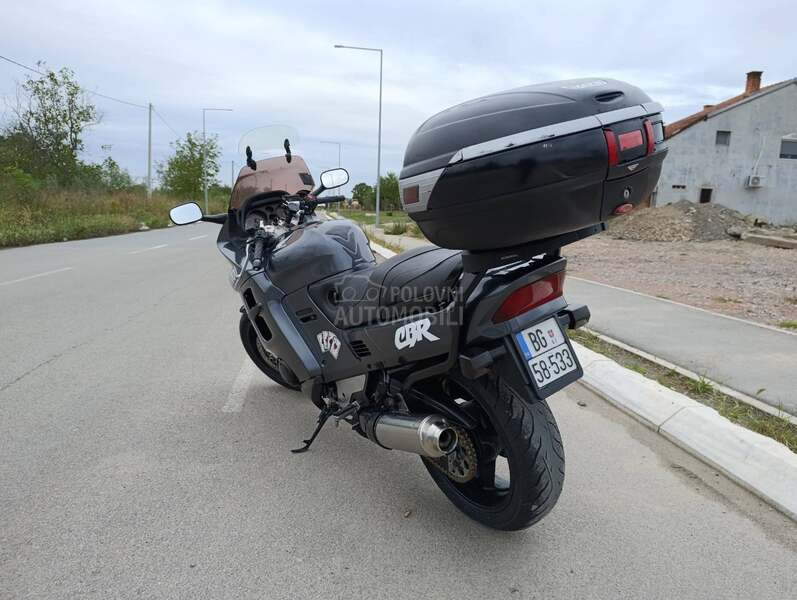 Honda CBR 1000F