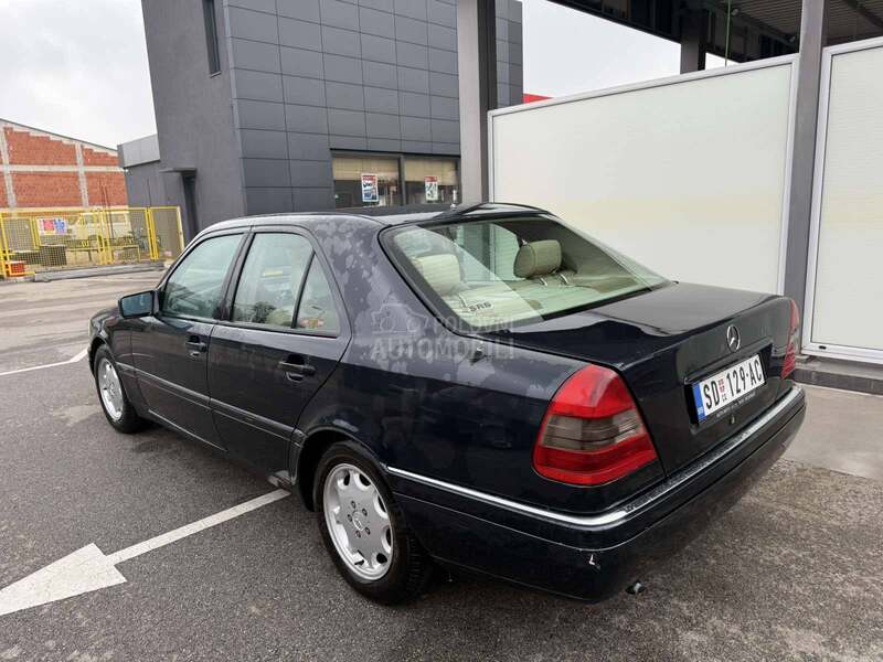 Mercedes Benz C 200 
