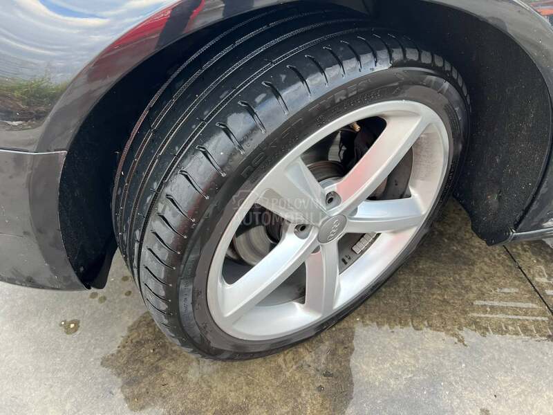 Audi A4 2.0 TDI S LINE aut