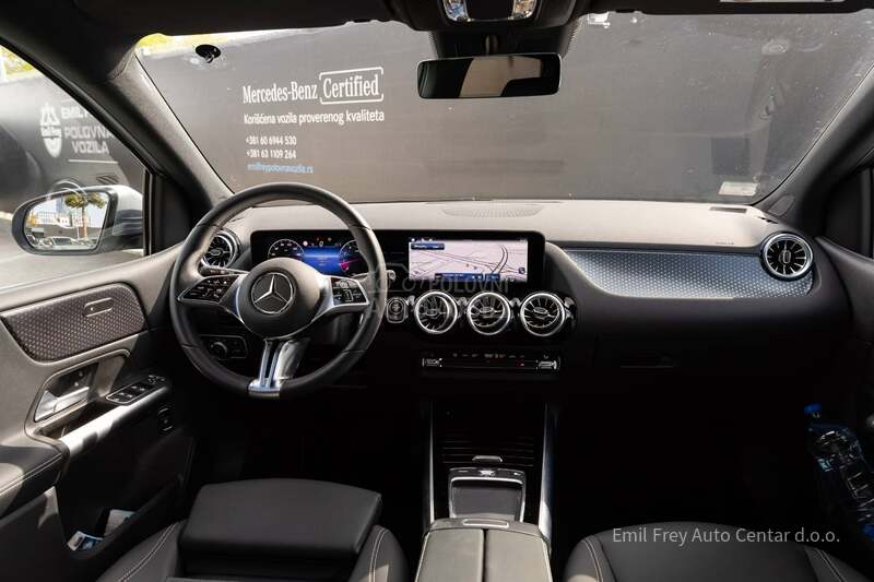 Mercedes Benz B 180 