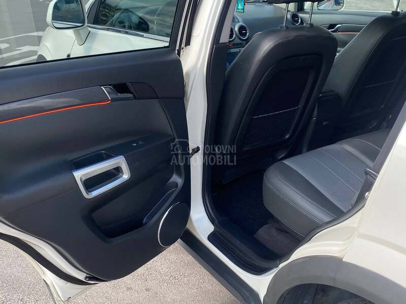 Opel Antara 