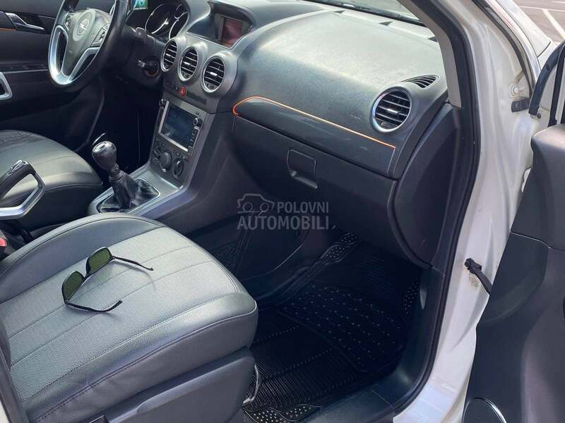 Opel Antara 