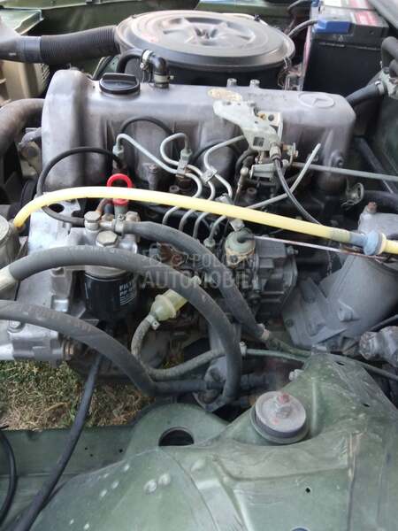 Mercedes Benz W123 200D