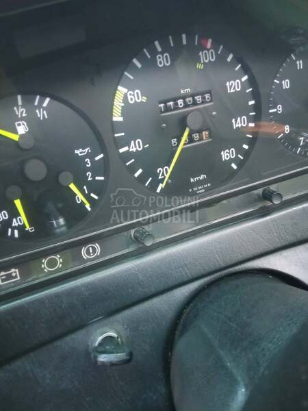 Mercedes Benz W123 200D
